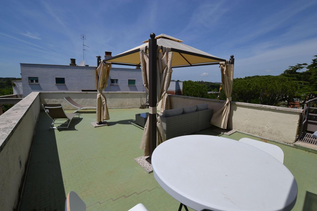 Appartement Romantic Attic With Terrace Over Rome