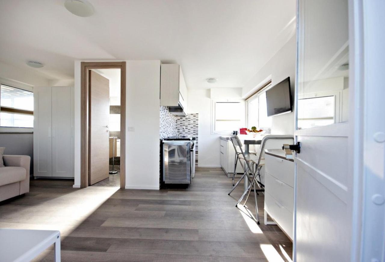 Appartement Romantic Attic With Terrace Over *